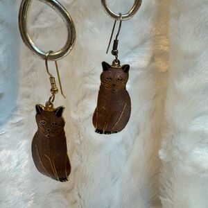 Elegant Brown Cat Earrings